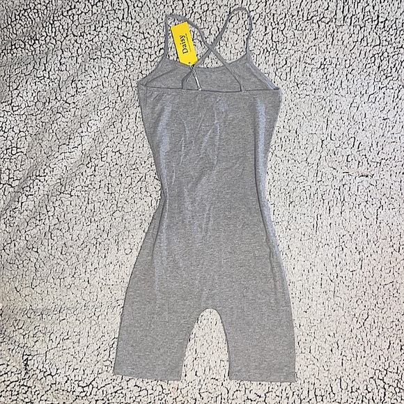 DAISY | Short Grey Spaghetti Cross Over Jumpsuit/Romper | Size: S - Picture 2 of 4